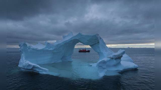 《极致之旅》，摄于20236月17号，格陵兰伊努利萨特冰湾